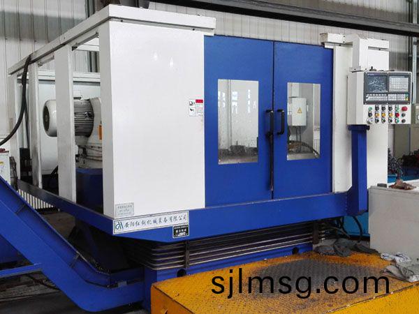 鉤尾(wei)框承(cheng)載麵(mian)加(jia)工機牀(chuang)